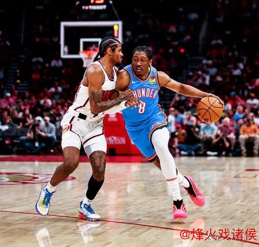 双子星联手轰下58分雷霆狂胜火箭 绿军加时险胜篮网 双子星联手轰下58分雷霆狂胜火箭 绿军加时险胜篮网