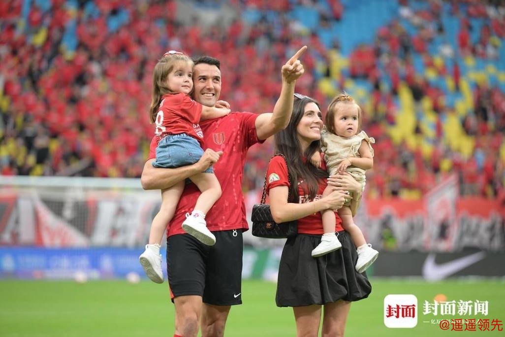 向队长告别！周定洋效力成都蓉城经典瞬间