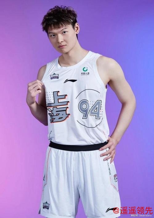 王哲林31+14刘铮16分 上海力克浙江总比分2-2