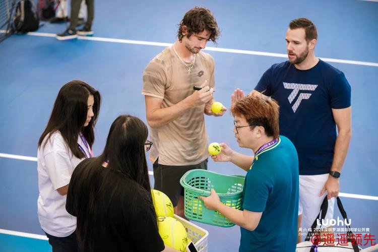 深圳罗湖国际网球公开赛 哈里斯问鼎男单冠军